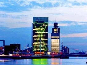荷蘭照明新地標！荷蘭皇家KPN電信大廈的融景打造！